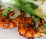 Brochette de gambas, salade. boisson +dessert offerts