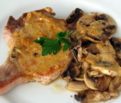 Carré de porc aux champignons de paris.