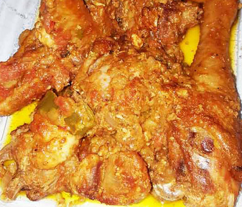 Poulet à la moambe aux épinards. +boisson offerte
