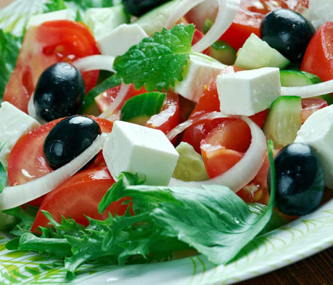 Salade grecque. +boisson offerte